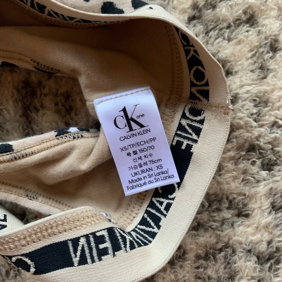 Calvin Klein bra!💗 - Picture 3 of 3